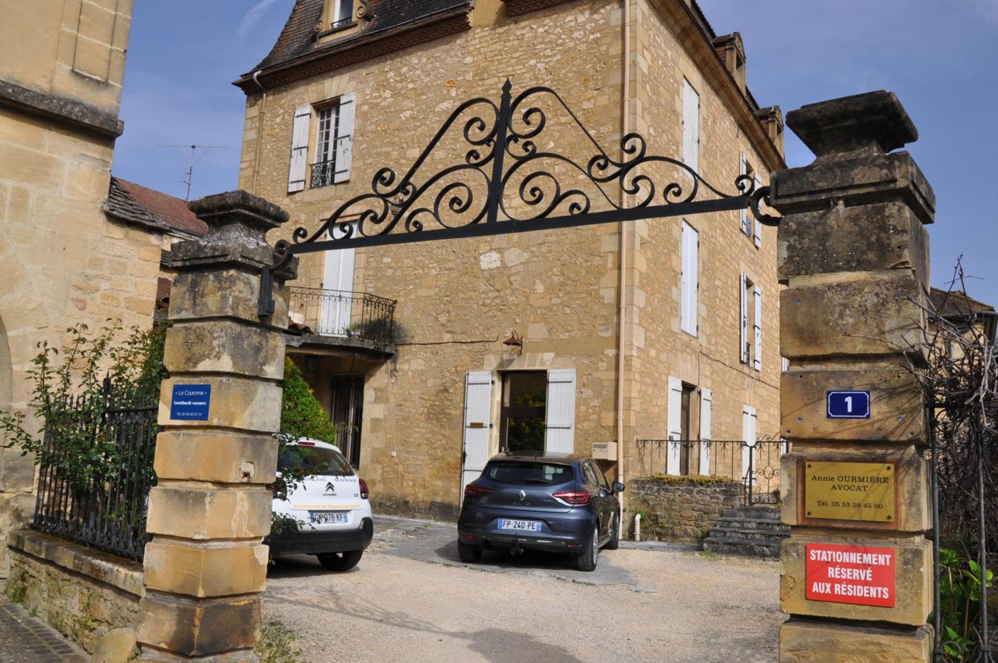 Appartement La Couronne Sarlat-La-Caneda Ngoại thất bức ảnh